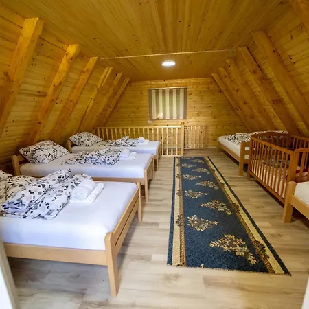 בית נופש Vikendica Anastasija לקטסי